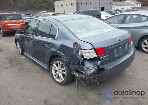 2013 Subaru Legacy 2.5I Premium из США, поврежденный, VIN 4S3BMBC68D3028979